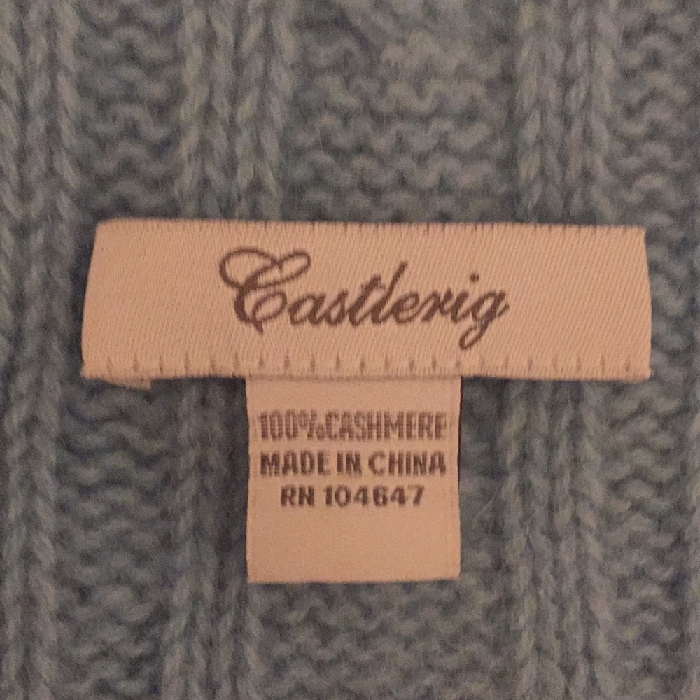 100% Cashmere Scarf - Picture 4 of 5